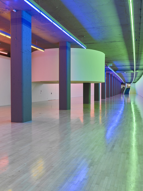 Dan Flavin, untitled (for Ksenija), 1994, Städtische Galerie im Lenbachhaus und Kunstbau München, Schenkung von Heiner und Philippa Friedrich im Andenken an ihre Eltern Erika und Harald Friedrich und Dominique und John de Menil © Estate of Dan Flavin / VG Bild-Kunst, Bonn 2018. Foto: Simone Gänsheimer, Lenbachhaus