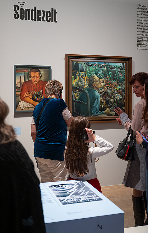 Ausstellungsansicht, Ein Ferngespräch. Szenen aus der Weimarer Republik, Städtische Galerie im Lenbachhaus und Kunstbau München, 2026. Foto: Simone Gänsheimer, Lenbachhaus
