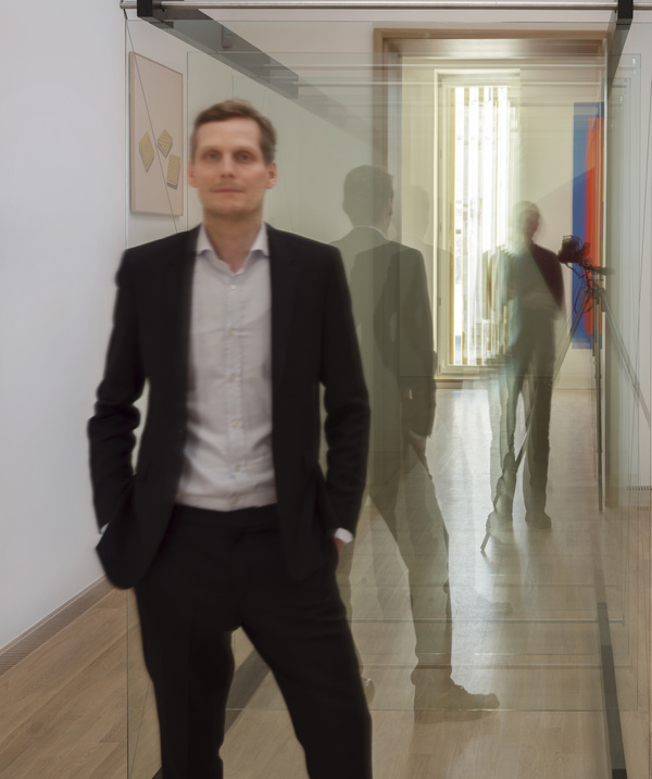 Michael Wesely, Matthias Mühling (12.27 - 12.32 Uhr), 8.3.2013 Kurator Lenbachhaus, 2013