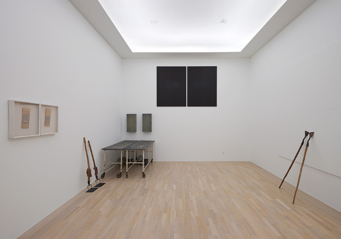 Instalation Joseph Beuys Wunde Ausstellungsansicht