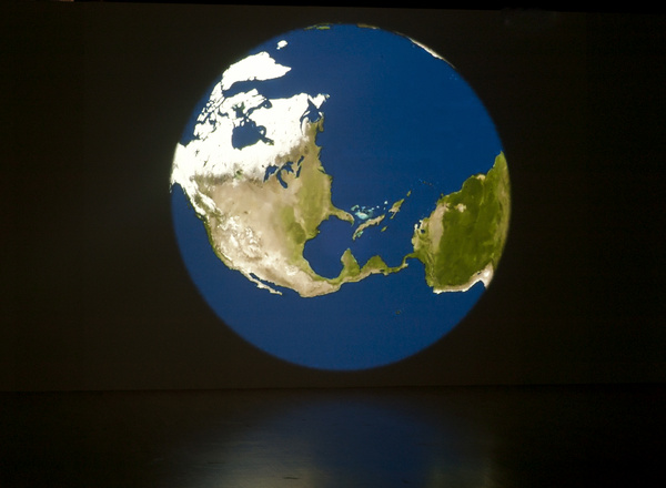 Angela Bulloch, Last Year Again, 2008