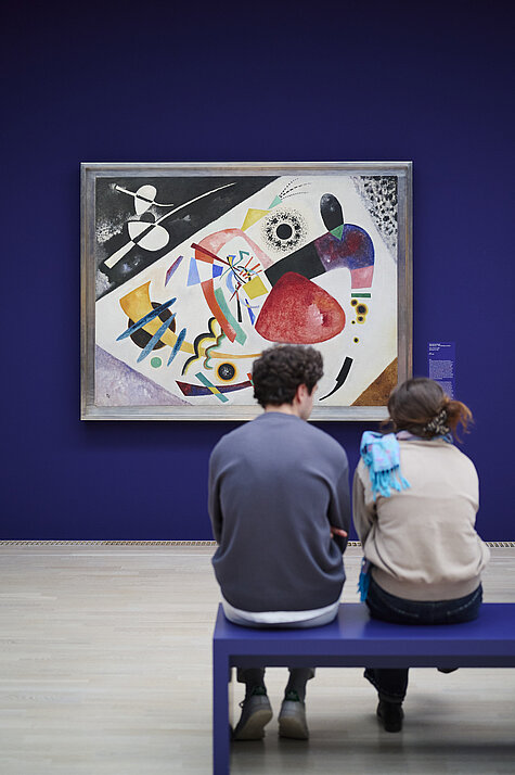 Ausstellungsansicht, Über die Welt hinaus. Der Blaue Reiter, Städtische Galerie im Lenbachhaus und Kunstbau München, 2026. Foto: Lukas Schramm, Lenbachhaus