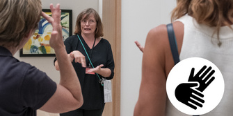 In deutscher Gebärdensprache